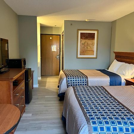 Royal Inn Suites Huntington Esterno foto