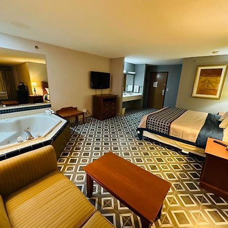 Royal Inn Suites Huntington Esterno foto