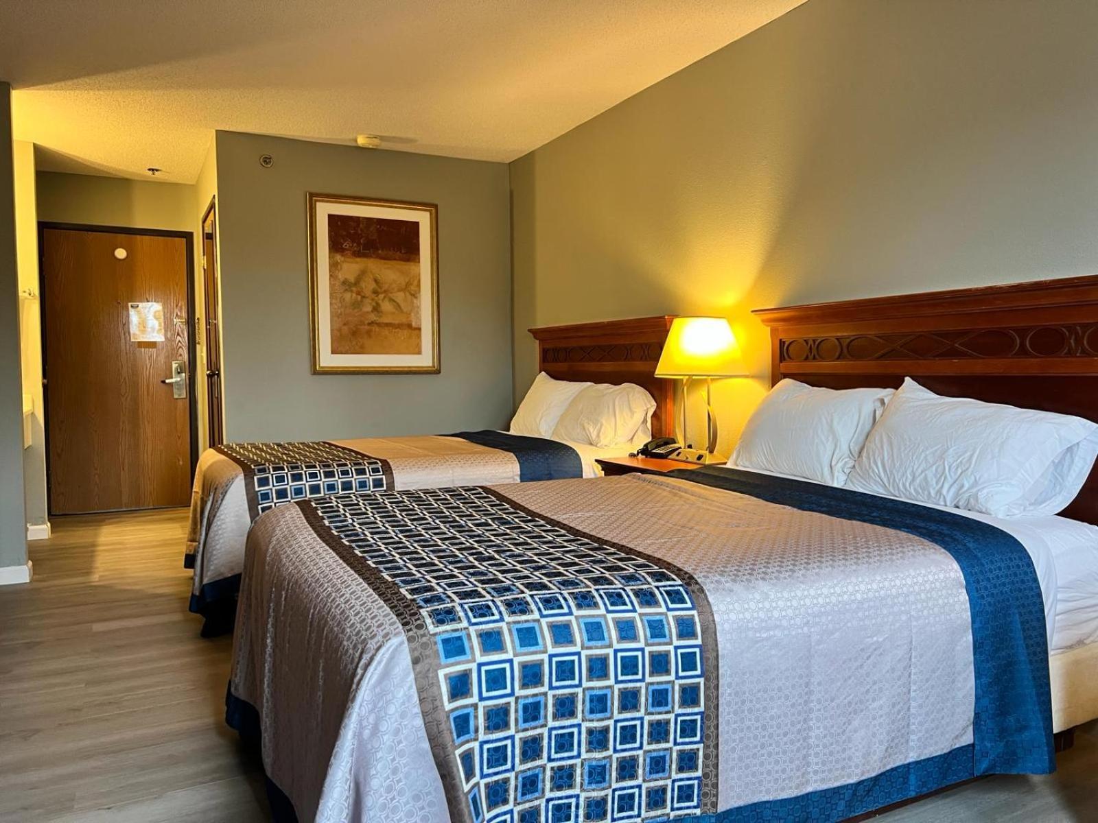 Royal Inn Suites Huntington Esterno foto